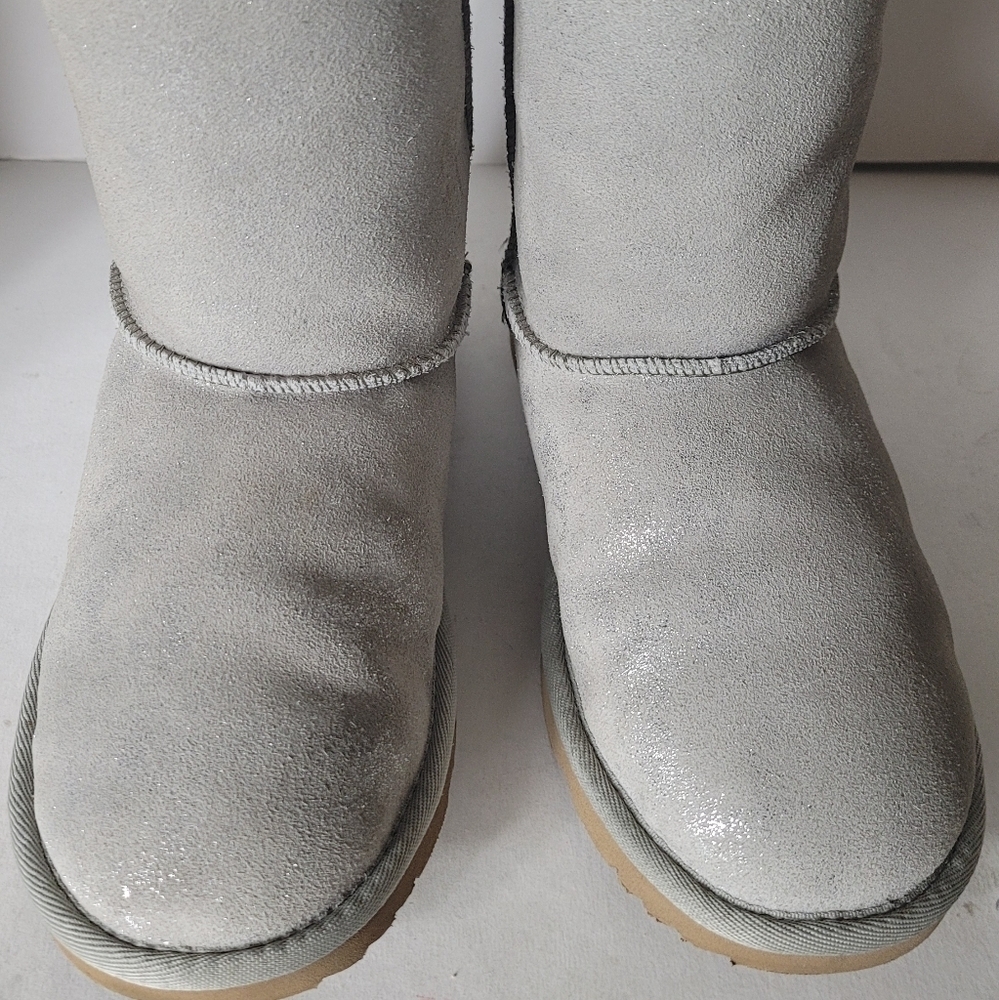 UGG Classic Short Boots - shimmer grey size EU 36(US 4)